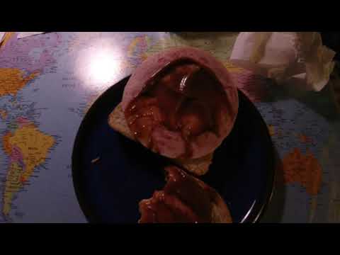 MongoTV_5247 - Min Natmad - Franskbrød Med Jagtpølse og Brun Sovs