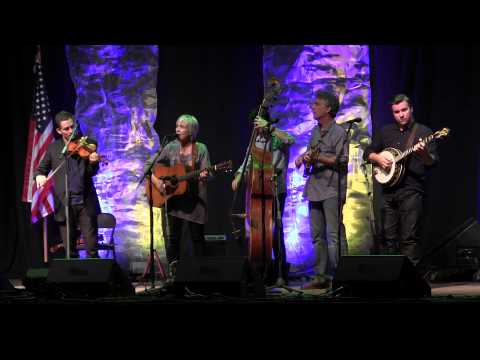 Val's Cabin - Laurie Lewis and the Right Hands at CBA Festival