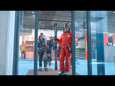 SnowXperience - Summer skiing on the glacier above Zermatt - Fun for all levels