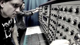 SYNTHI 100 : Yoshio Machida + Constantin Papageorgiadis