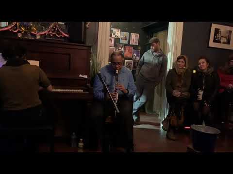 Shaye Cohn & Dr. Michael White - My Bucket’s Got a Hole In It