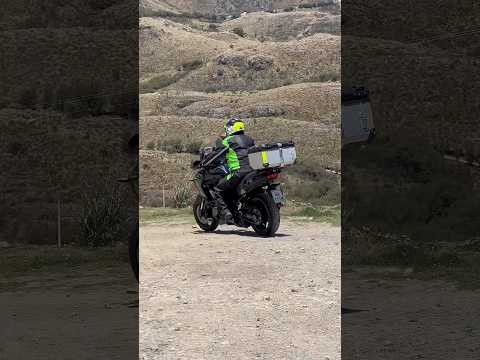 Maletero de aluminio de 65 litros, En Guayaquil lo encuentras en motolife.ec