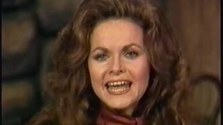 Jeannie C. Riley ~ A Country Girl's Lament (Hee Haw, 1978)