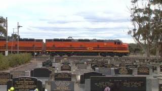 preview picture of video 'CLP8-CLP14 Dimboola Sat 03/07/10'