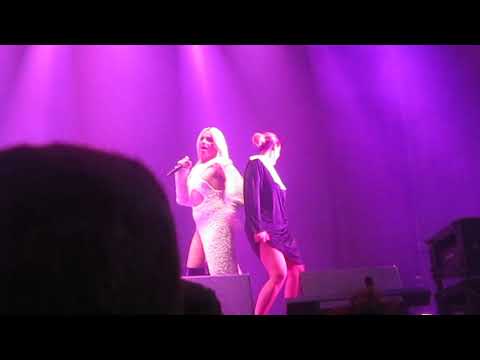 King Jedet & Ms Nina - Reinas (Directo @ WiZink Center, Madrid 23/4/2019)