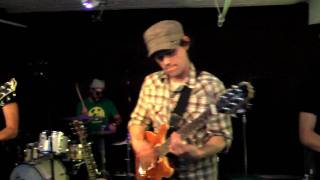 Loquat - "Sit Sideways" (Live)