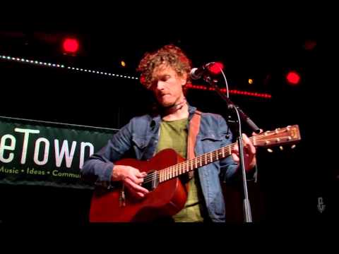 Birds Of Chicago - Dim Star of the Palisades (eTown webisode #975)