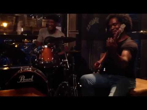 Coffee Shop Papillon 18-08-2016 Eddy Veldman Jazz-Band Playing Part 003.MOV