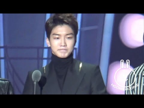 [FANCAM] 141203 SEUNGHOON 위너 이승훈 FOCUS (RECEIVING BEST NEW ARTIST AWARD) @ MAMA AWARDS