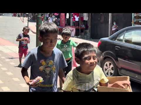 Gumball sellers in Guatemala, drummer Tony and Jorjais style 😭