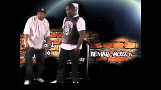LLYOD BANKS BEAMER BENZ BENTLY REMIX- QUE FT KAPTAIN KIRK NIKES JEANS AND MY WHITE TEE