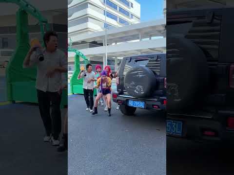 Car that can go clubbing