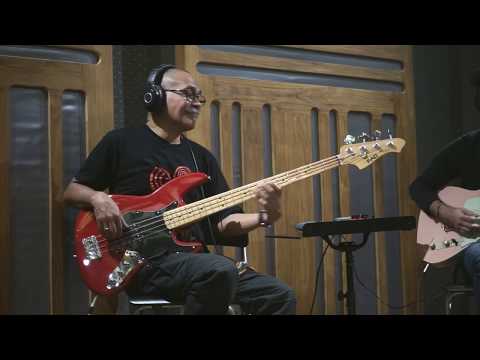 FAD Guitars - WMP Episode 5 part 2 - Yance Manusama