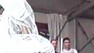 Calle 13 - Un Beso de Desayuno