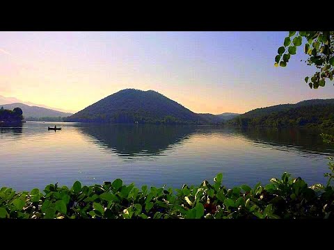 PIEDILUCO ED IL SUO LAGO - Umbria - Full HD