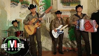 Los Carnales de Nuevo León - No me importa quien es (Video Oficial)