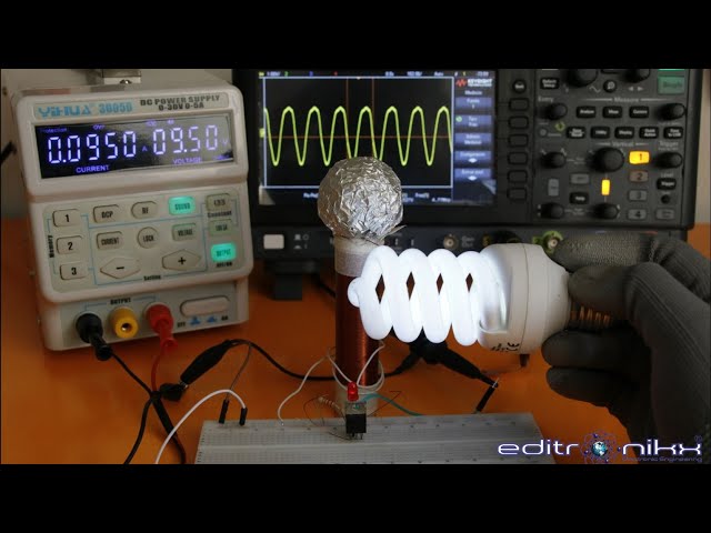 Vídeo relacionado con Bobina Tesla de música Shkalacar, bobina de arco experimental de plasma con modo de iluminación y música, altavoz BT generador de flash artificial para experimento de transmisión inalámbrica (negro