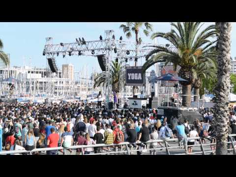 Lakro vs Zurdo - 16vos- Barcelona - Red Bull Batalla de los Gallos (Ronda Puerta cerrada)