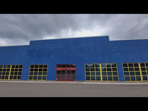 TOYS R US UPDATE - SPIRIT HALLOWEEN? - BY REQUEST