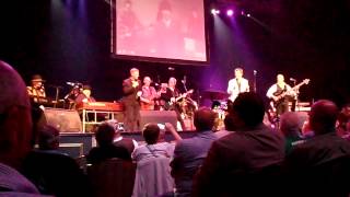 Download lagu Buckinghams - Hey Baby (They're Playing Our Song) - Live mp3