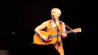 Shawn Colvin 2017-07-31 Ocean City Music Pier Ocean City, NJ &quot;Polaroids&quot;