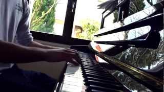 Savlonic - Electro Gypsy on Piano