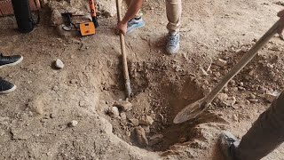 KAPAĞI ACIP SU TUZAĞININ OLDUGU TÜNELE DÜŞTÜK YERALTINDA YAŞAM