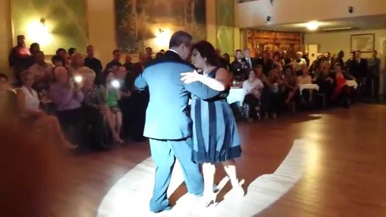 Argentine tango: Graciela Gonzalez & Jorge Torres - Oiga Mozo (lyrics)