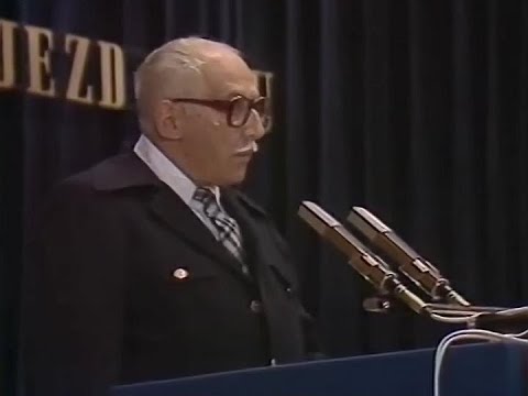 Jak Miloš Kopecký převzal od Husáka titul národní umělec a za dva roky to soudruhům natřel...