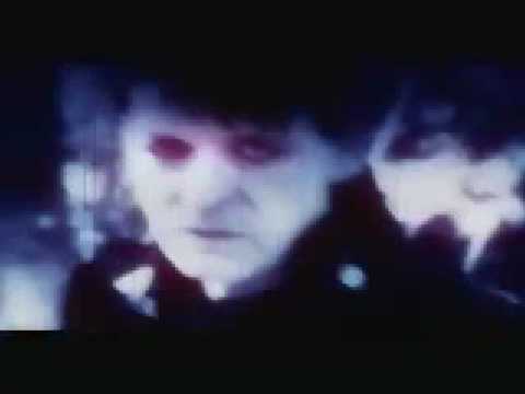 Videoclip de In A Dark Place — Gary Numan