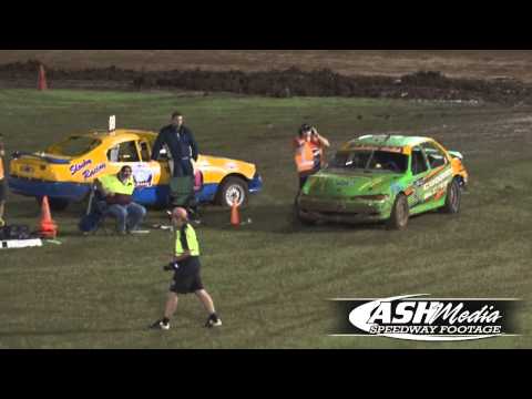 Modified Sedans: Kent Menzies Rollover and Win - Kingaroy Speedway