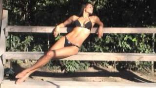 Bacilos – Mi Primer Millon feat. Renata Gonzalez Bacilos – Mi Primer Millon feat. Renata Gonzalez
