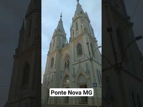 Igreja matriz de Ponte Nova MG