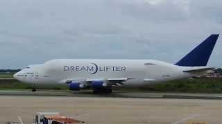 preview picture of video 'Boeing DreamLifter at Charleston International Airport'