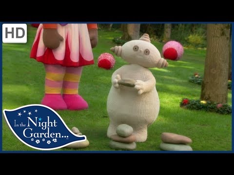 In the Night Garden – Makka Pakka's Piles of Three
