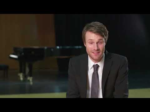 Falling For Figaro | "Singing" EPK | Paramount Pictures Australia