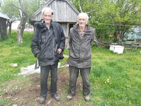 Dva brata 90  godina zive u samoci