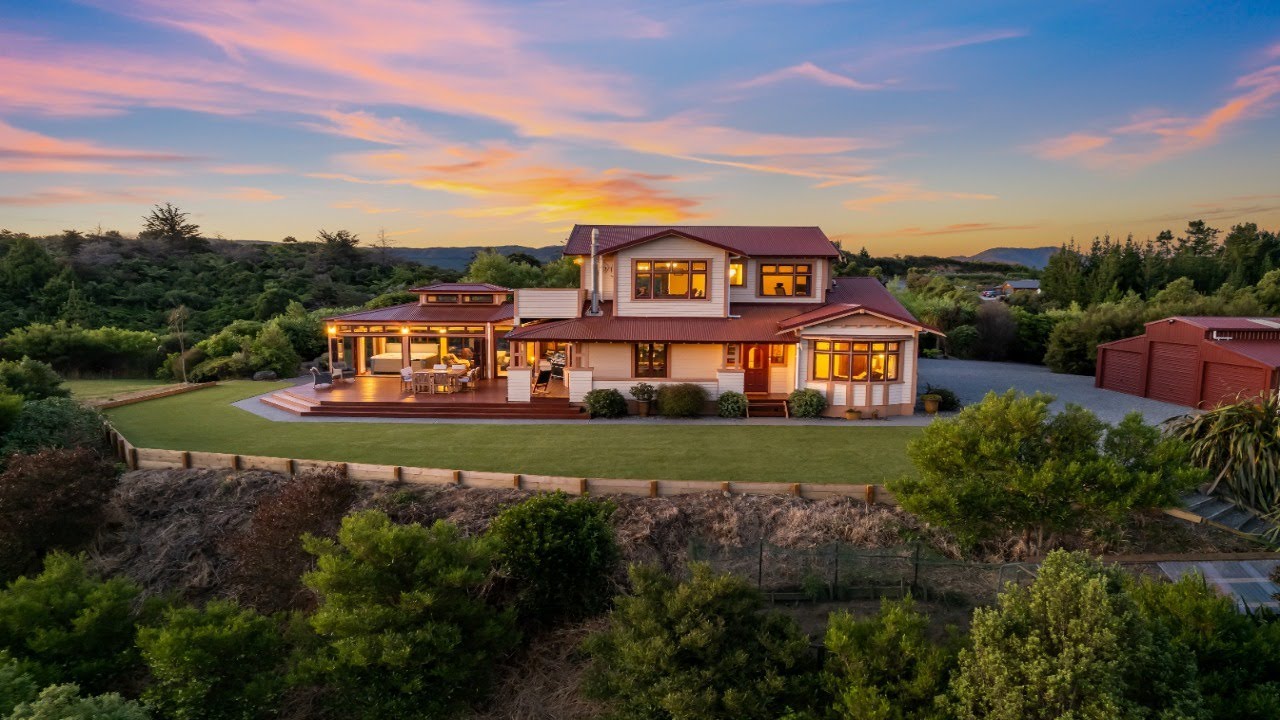 Privacy and Charm With Stunning Views