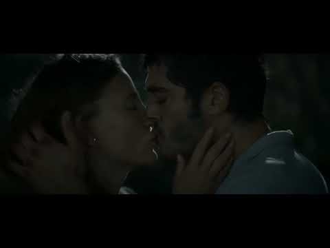 Shahmaran / Kissing Scenes — Sahsu and Maran (Serenay Sarikaya and Burak Deniz) | 1x08