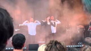 Live Christine and The Queens @ Grenoble - Half Ladies