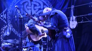 Luc Arbogast et Manurey (The voice) La fête des gueux 2013 "le corsaire le grand coureur"