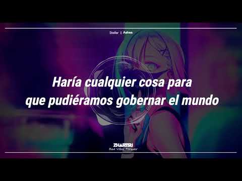 Es imposible no bailar cuando ponen esta canción 🥴