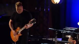 The Bottle Wins Again - Ben Harper &amp; Charlie Musselwhite