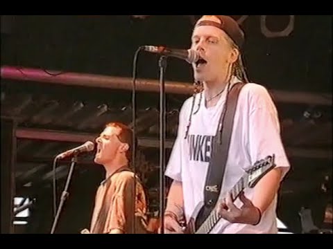The Offspring - Smash it up - Glastonbury 1995 HD