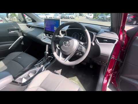 Toyota Corolla Cross 1.8 Hybrid Sol 5dr - Image 2