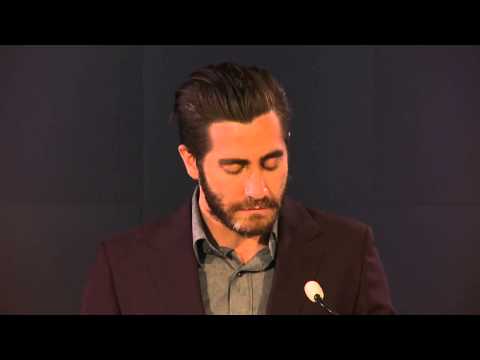 Jake Gyllenhaal read the poem "Dulce et Decorum Est," by Wilfred Owen