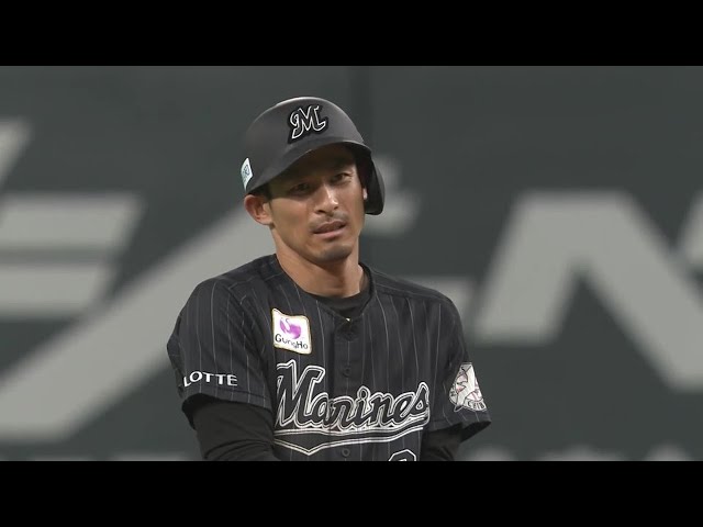 【8回表】マリーンズ・荻野貴司 3塁線ギリギリを抜けた!! レフトへのタイムリーヒット!! 2022年6月17日 北海道日本ハムファイターズ 対 千葉ロッテマリーンズ