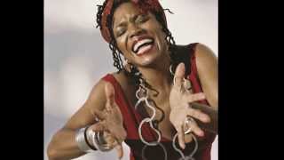 Dee Dee Bridgewater - Can't We Try Love Again