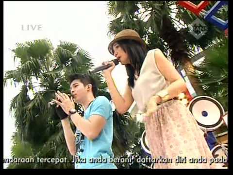 Zaskia & Irwansyah "I Miss You",performed at Derings (22/04)(Courtesy TransTV)