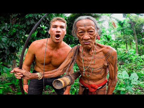 I SURVIVED 3 Days With a Monkey Hunting Tribe (Catch and Cook)